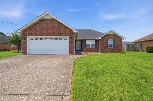 7103 Castile Dr, Smyrna, TN, 37167-8016 | Card Image
