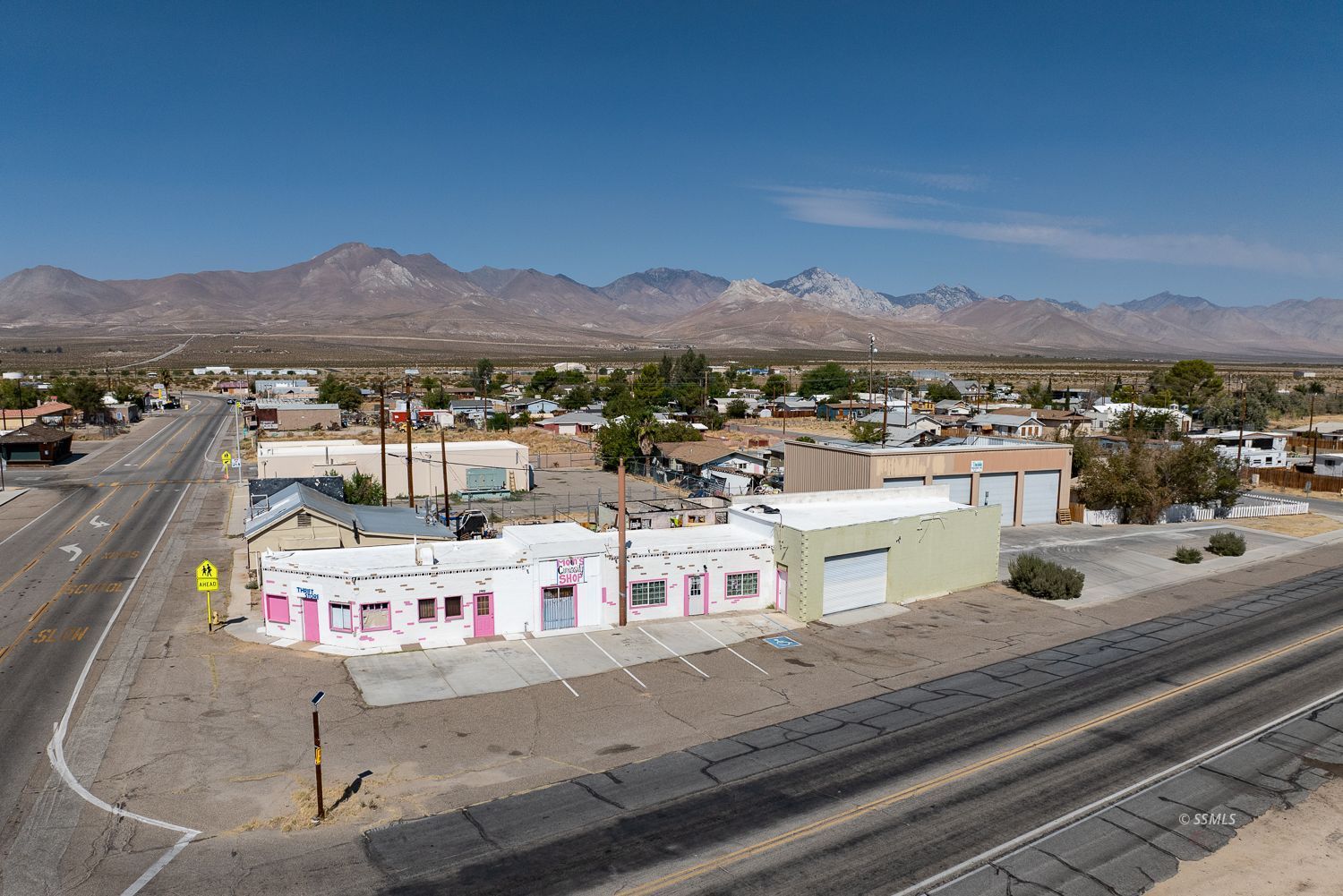 1401 N Brown Rd, Inyokern, CA 93527