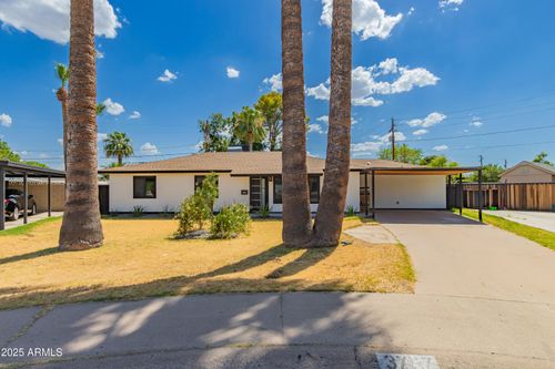 3707 E Amelia Ave, Phoenix, AZ, 85018-5117 | Card Image