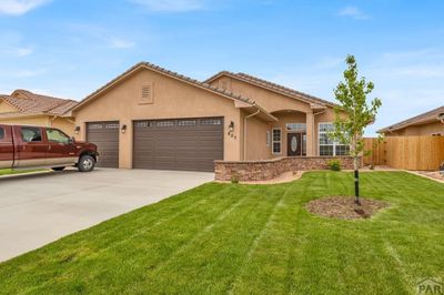 805 Thorncrest Dr, House other with 3 bedrooms, 1 bathrooms and 3 parking in Pueblo CO | Image 2