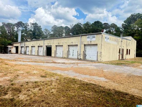 9 Derby St, Anniston, AL, 36205 | Card Image