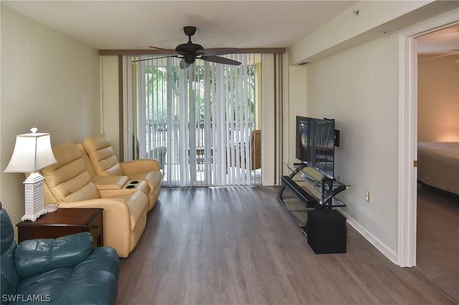215 - 4113 Residence Drive, Condo with 3 bedrooms, 2 bathrooms and null parking in Fort Myers FL | Image 12