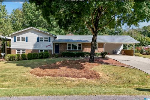 105 Pinetree Cir, Columbiana, AL, 35051-9333 | Card Image
