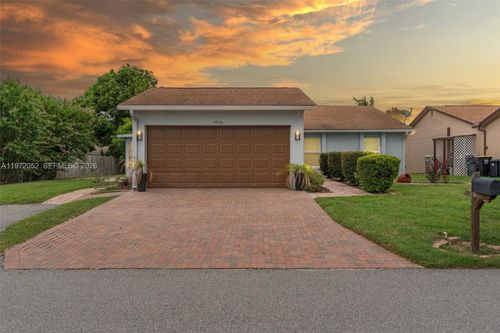 3936 Cypress Landing N, Winter Haven, FL, 33884 | Card Image