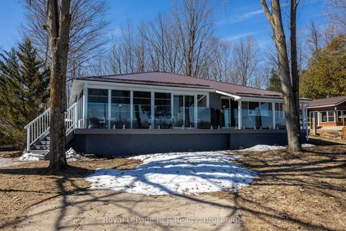 132 Mccullough Lake Dr, Williamsford, ON, N0H2V0 | Card Image
