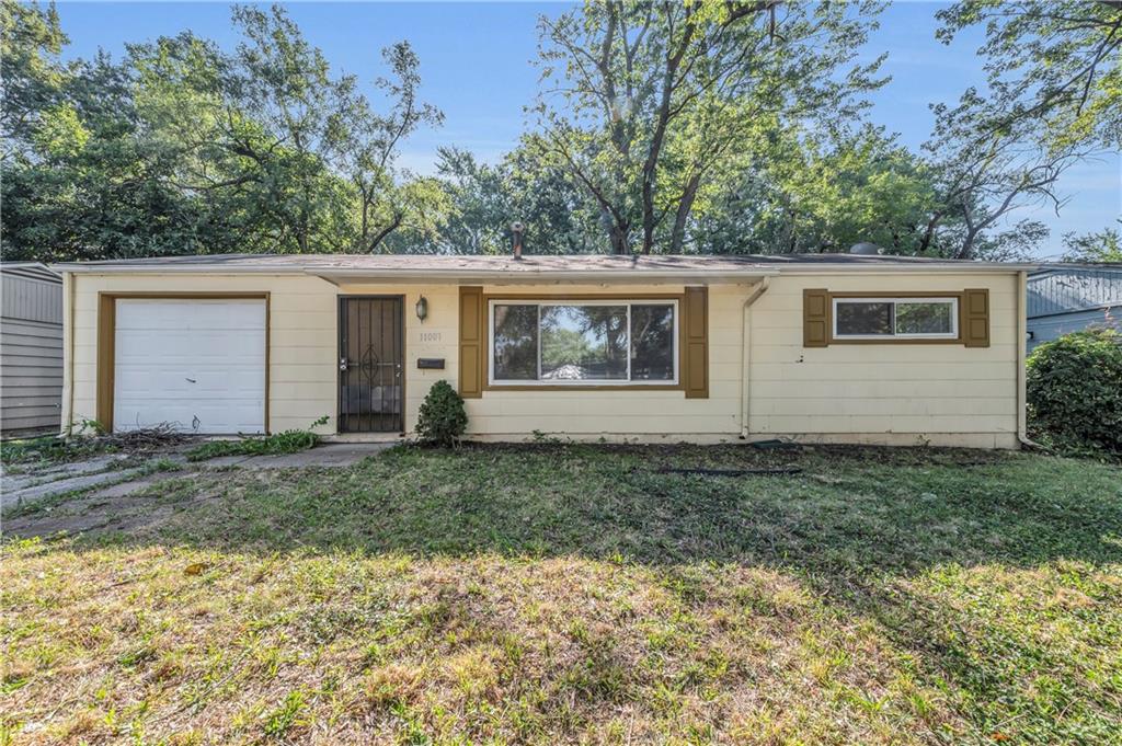 Cambridge Ave, Kansas City, MO 64134