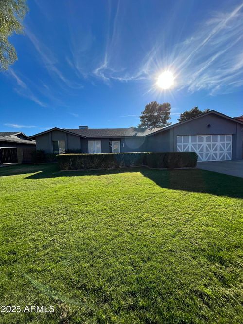 5811 E Crocus Dr, Scottsdale, AZ, 85254-5551 | Card Image