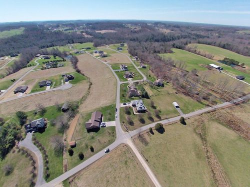 31 Andrea Dr, London, KY, 40741-6079 | Card Image