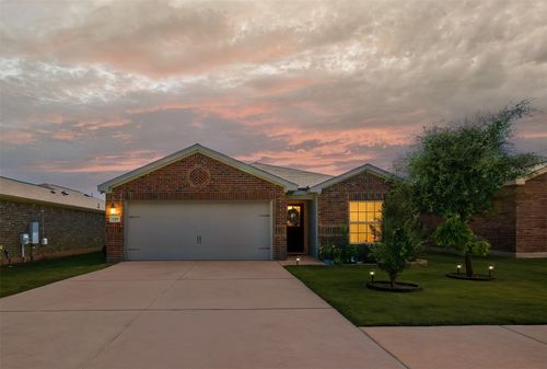 228 Continental Ave, Liberty Hill, TX, 78642-2019 | Card Image