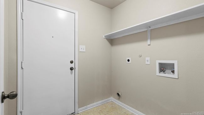 237 C J Jones Cv, House other with 3 bedrooms, 2 bathrooms and null parking in Cibolo TX | Image 18