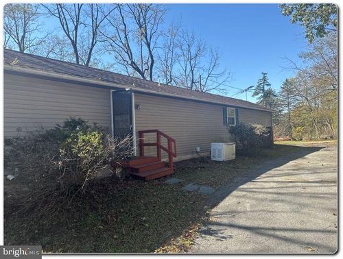 120 James Rd, Bernville, PA, 19506-8963 | Card Image