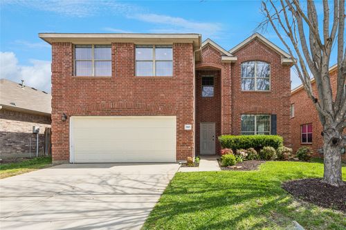 9009 Water Oak Dr, Arlington, TX, 76002-3094 | Card Image