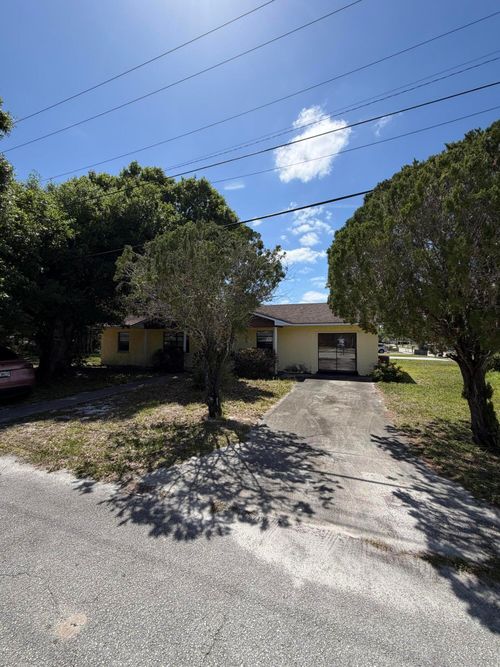 1709 N 22nd Street, Fort Pierce, FL, 34950 | Card Image