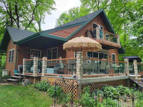 1614 Sugar Island Rd, Summit, WI, 53066-8824 | Card Image