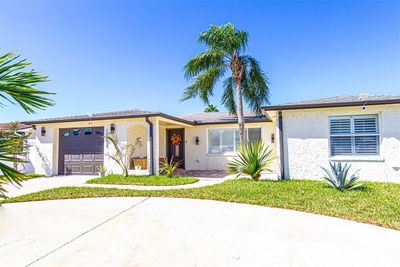 10025 Regency Park Boulevard, House other with 3 bedrooms, 2 bathrooms and null parking in PORT RICHEY FL | Image 1