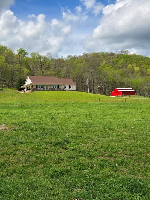 4134 Hickory Valley Rd, Sparta, TN, 38583-3722 | Card Image