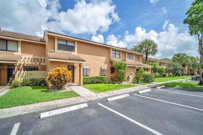 2893 - 3747 N Carambola Cir N, Townhouse with 2 bedrooms, 2 bathrooms and null parking in Coconut Creek FL | Image 1