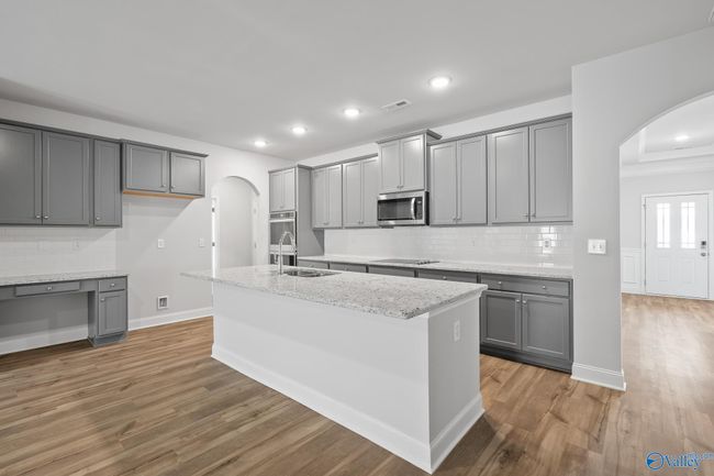 8410 Anslee Way Nw, House other with 5 bedrooms, 5 bathrooms and null parking in Huntsville AL | Image 6