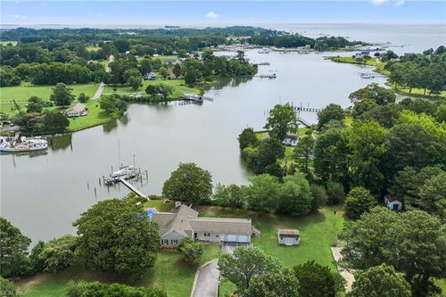 2079 Riverwalk Lane, Hayes, VA, 23072 | Card Image