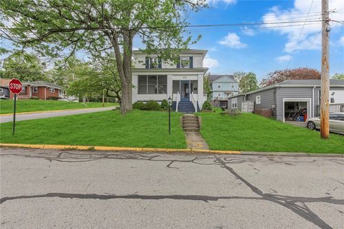 620 9th Ave, Beaver Falls, PA, 15010-3130 | Card Image