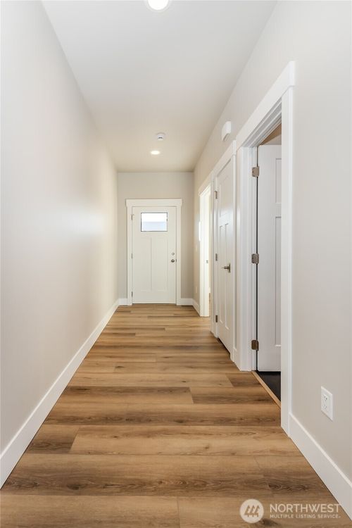 400 E Heatherstone Ct, Ellensburg, WA, 98926-9254 | Card Image