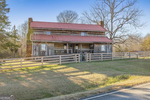 28 Ayersville Rd, Toccoa, GA, 30577-8542 | Card Image