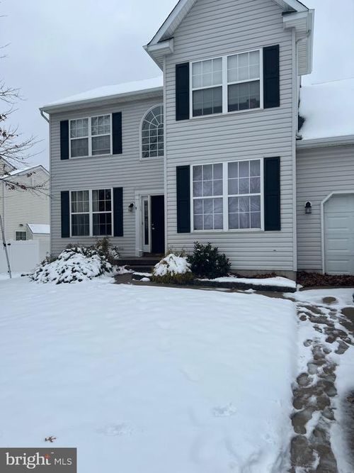 9 Hidden Dr, BLACKWOOD, NJ, 08012-4428 | Card Image