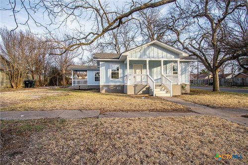 917 S 19th St, Temple, TX, 76504-5422 | Card Image