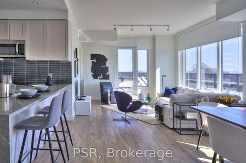 402-71 Redpath Ave, Toronto, ON, M4S0E1 | Card Image