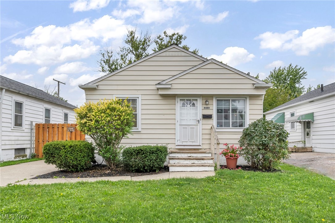 168th St, Cleveland, OH 44135