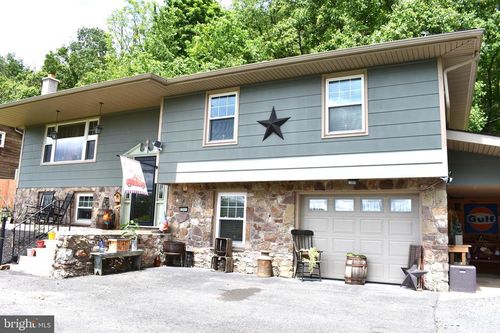 201 Richey St, LOCK HAVEN, PA, 17745-1734 | Card Image