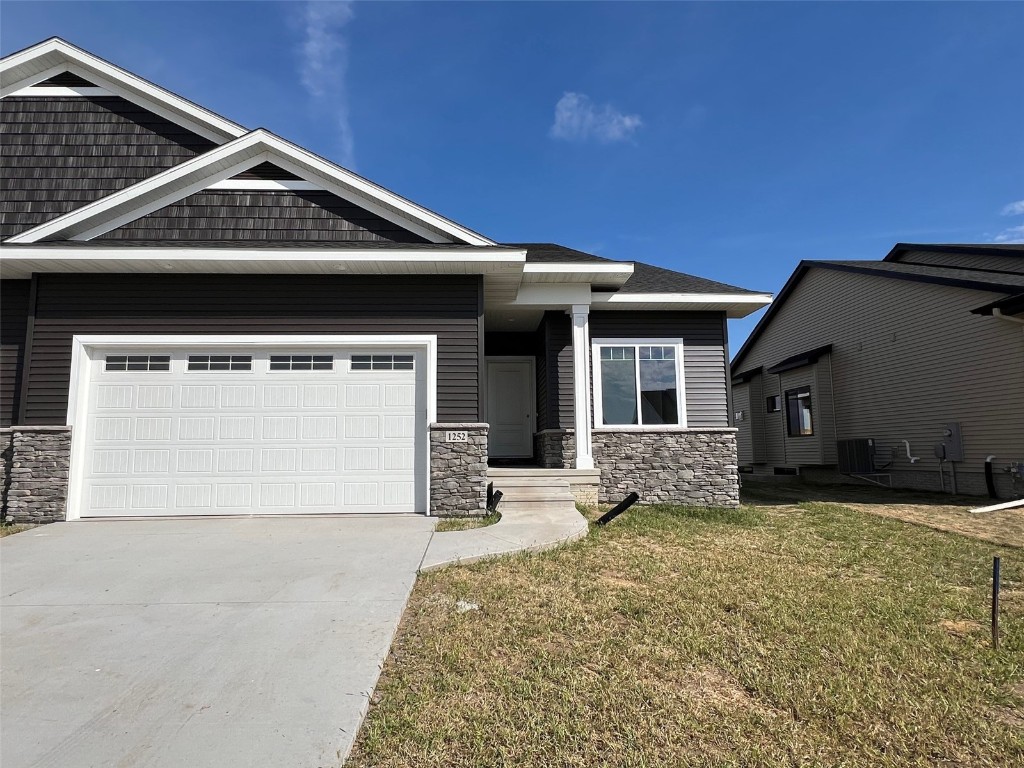 Berkshire Ln, North Liberty, IA 52317