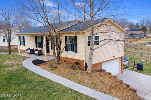 1638 Mcbride Rd, Morristown, TN, 37814-1824 | Card Image