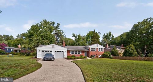 1915 Shannon Ct, ALEXANDRIA, VA, 22306-2727 | Card Image