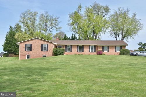 4021 Gypsum Hill Rd, HAYMARKET, VA, 20169-2403 | Card Image