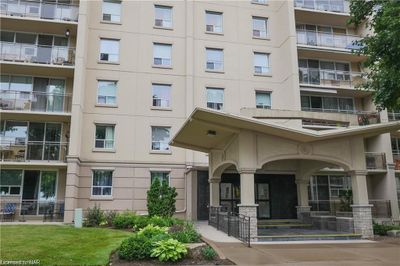 106 - 6400 Huggins St, Home with 2 bedrooms, 1 bathrooms and 1 parking in Niagara Falls ON | Image 1