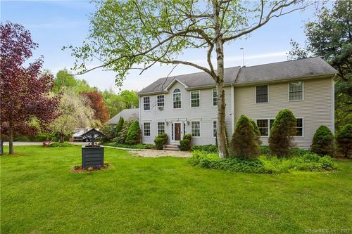 37 Hidden Hill Rd, New Hartford, CT, 06057-3536 | Card Image