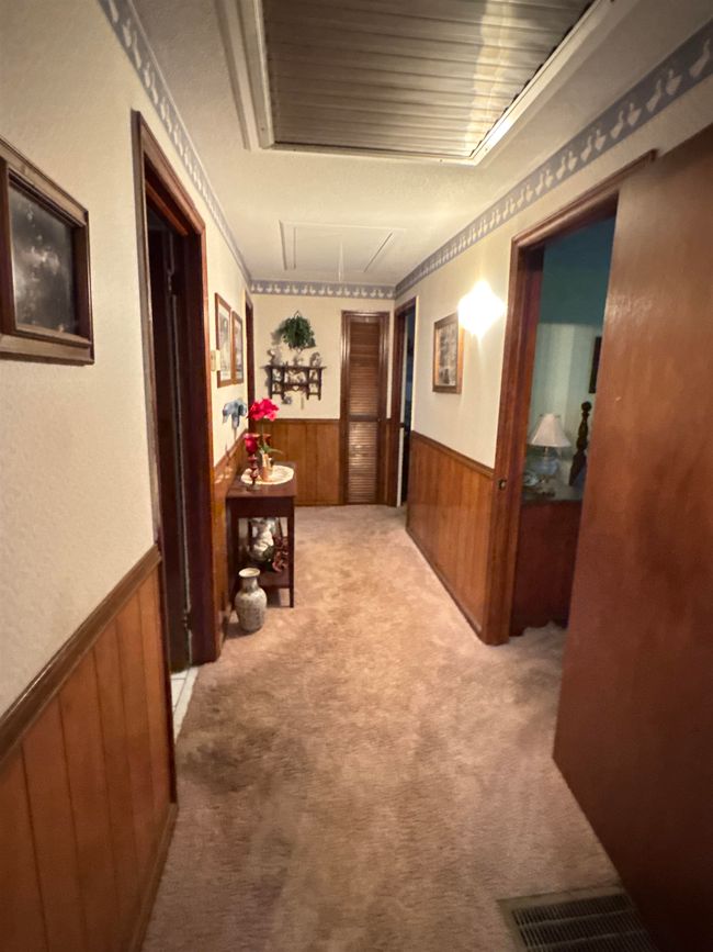 8627 Valley Falls Rd, House other with 3 bedrooms, 2 bathrooms and null parking in Boiling Springs SC | Image 17