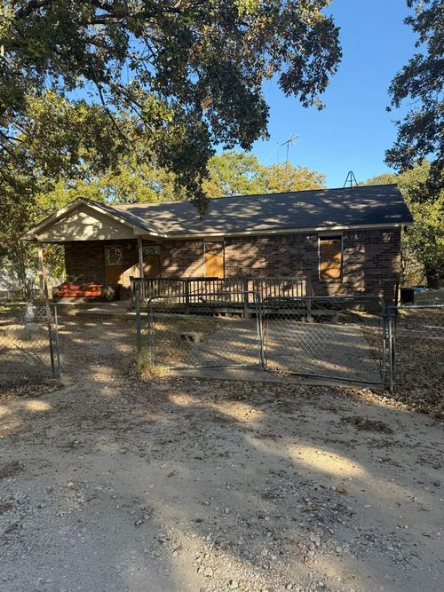 9826 Amy Dr, Quinlan, TX, 75474 | Card Image