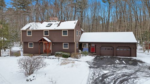 60 Overlook Dr, Amherst, MA, 01002-1248 | Card Image