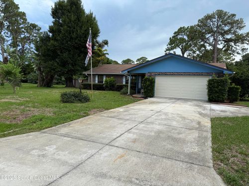 3145 1st Ln, Vero Beach, FL, 32968-2569 | Card Image