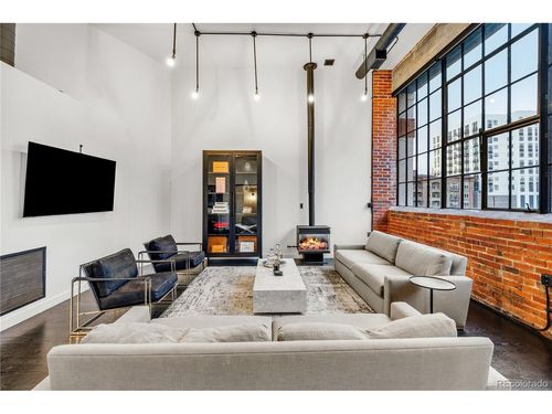 303-1090 Cherokee St, Denver, CO, 80204-4041 | Card Image