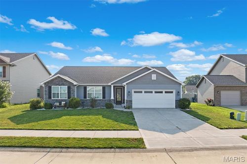 250 Beauregard Dr, Shiloh, IL, 62221-1506 | Card Image