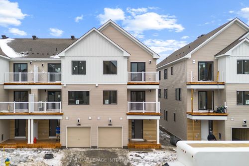 615 Bee Pollen Way, Ottawa, ON, K2K1X7 | Card Image