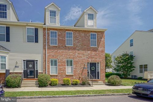 48-4427 Riverview Ln, PHILADELPHIA, PA, 19129-1781 | Card Image