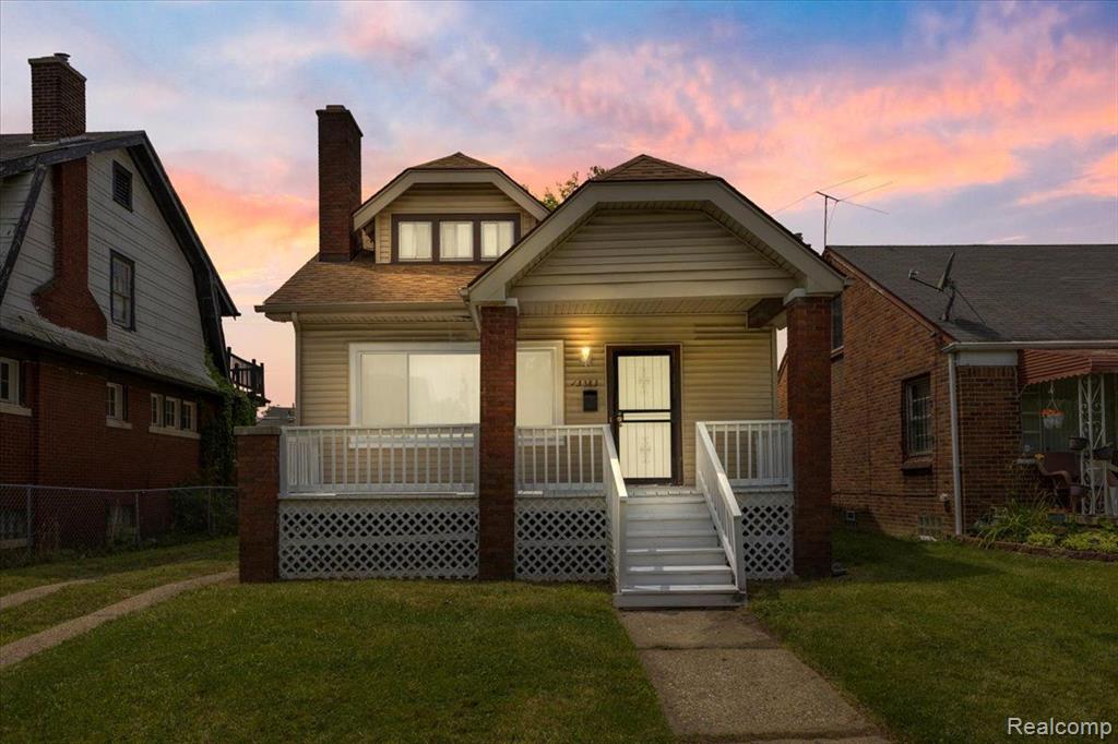 Strathmoor St, Detroit, MI 48227