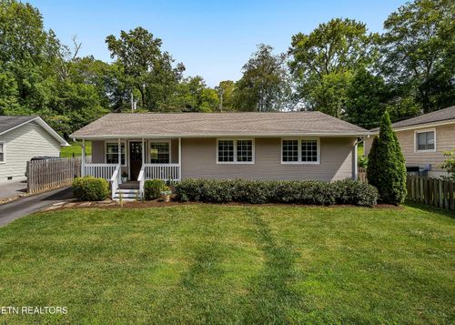 3854 Taliluna Ave, Knoxville, TN, 37919-8359 | Card Image
