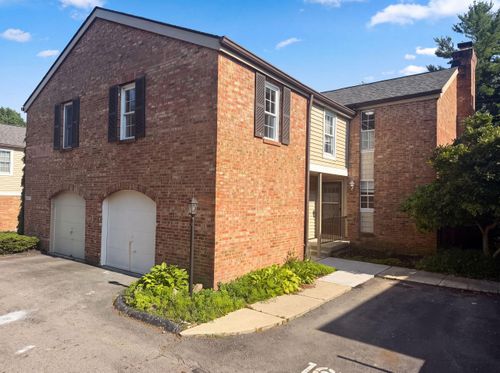77-1677 Moravian Street, Columbus, OH, 43220 | Card Image