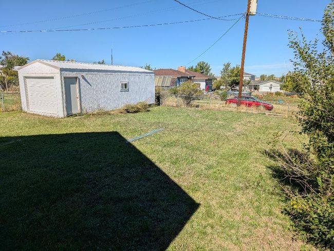 415 3 Rd St S, House other with 3 bedrooms, 2 bathrooms and null parking in Sunburst MT | Image 9