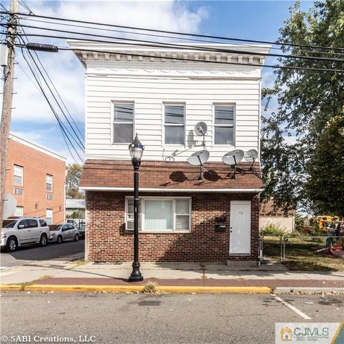 2-556 Roosevelt Ave, Carteret, NJ, 07008-3049 | Card Image